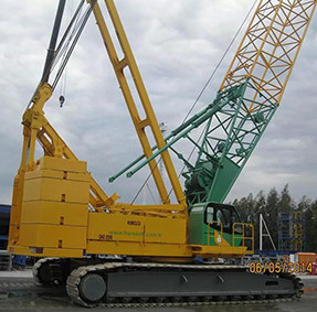 CRAWLER CRANES