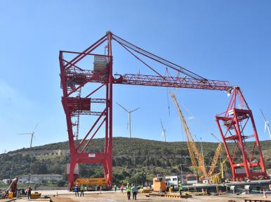 Nemport Liebherr 2 adet STS Liman Vinci Taşınması ve Kurulumu