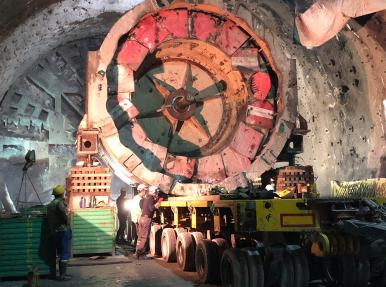 Bilecik - Dismantling of a TBM Main Bearing