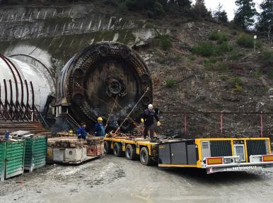 Bilecik - Dismantling of a TBM Main Bearing