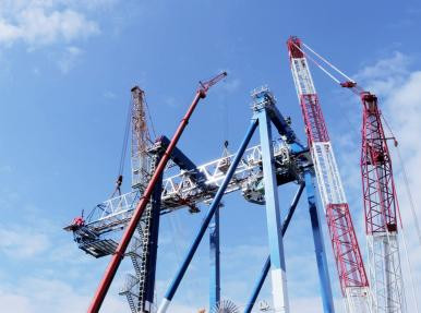 STS cranes rising at Trabzon port