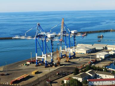 STS cranes rising at Trabzon port