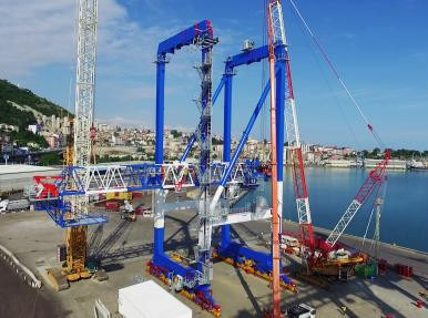 STS cranes rising at Trabzon port